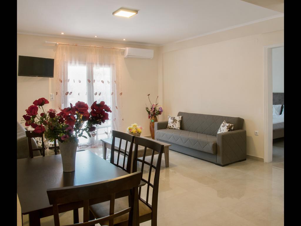 Namare Luxury Apartments Skala Sotiros Bagian luar foto